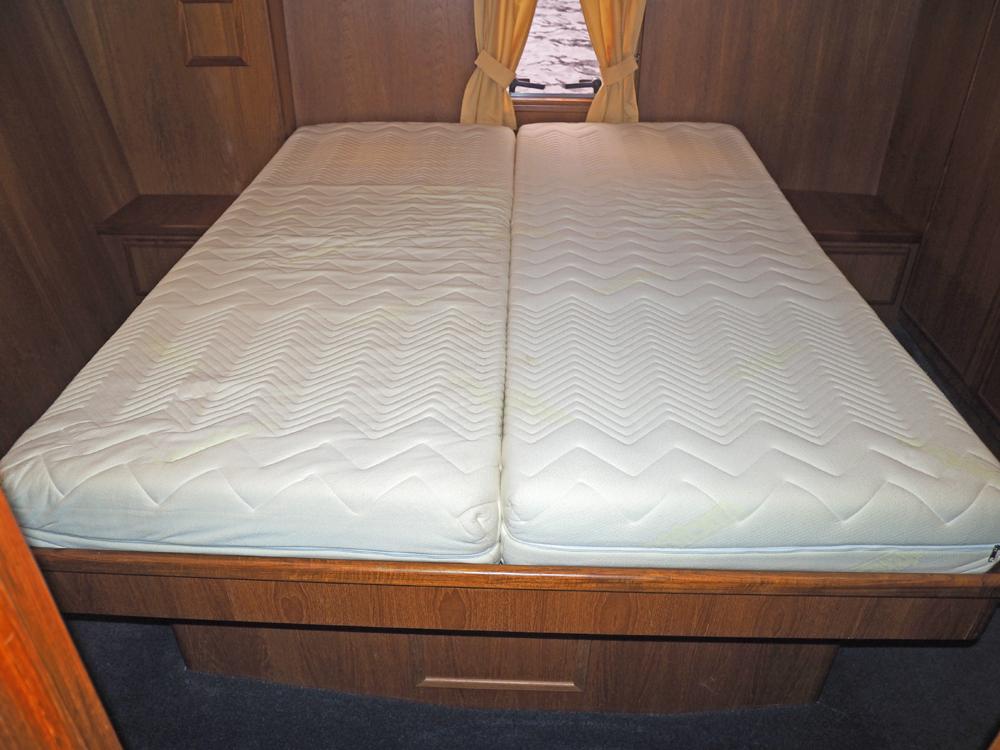 Aft cabin, Accommodation